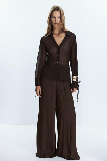 قميص شبه شفاف بربطات - بني داكن الخاص بـ Zara