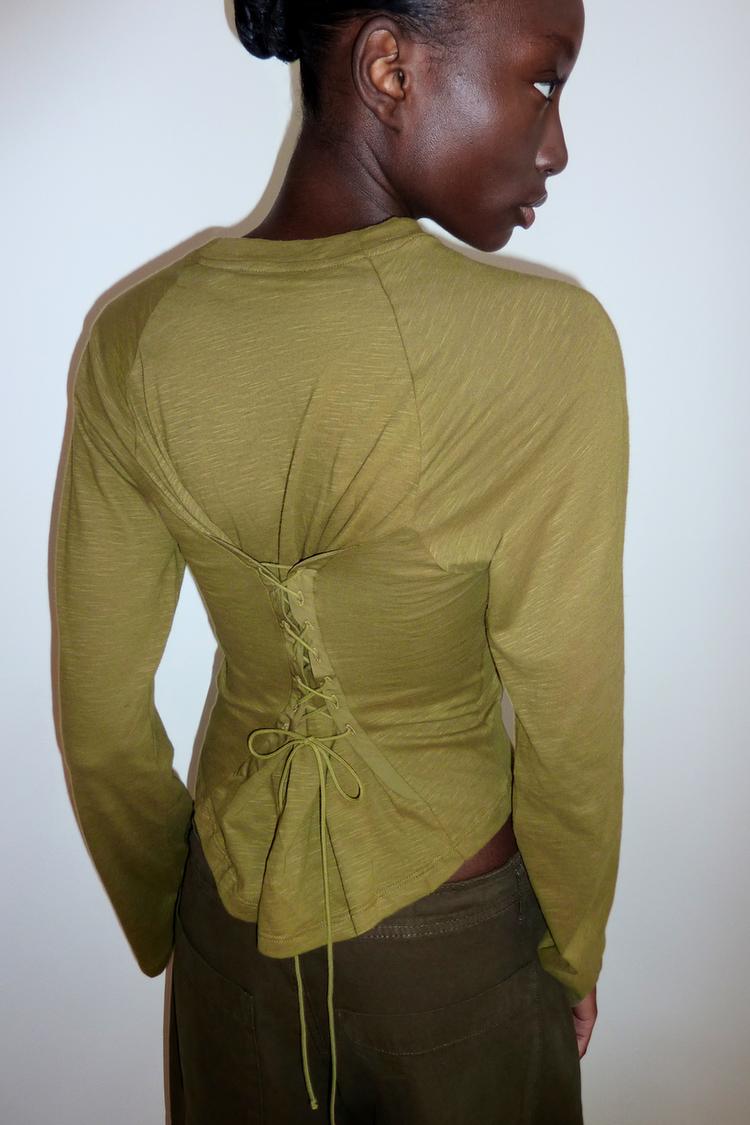 ROUND NECK T-SHIRT