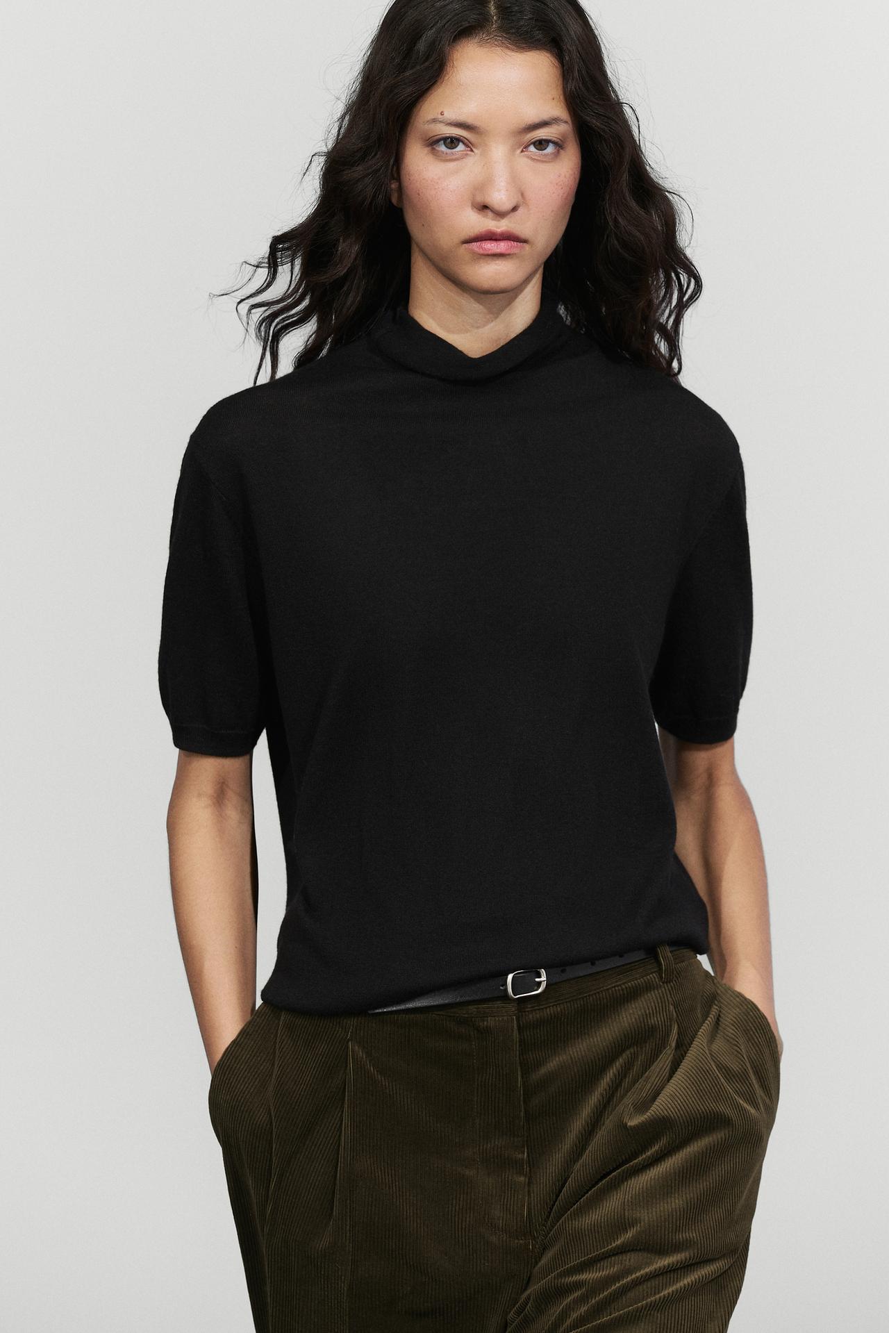 Wool blend turtleneck knit sweater — Black