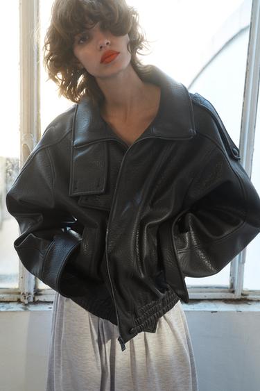 جاكيت من الجلد الاصطناعي - بني الخاص بـ Zara