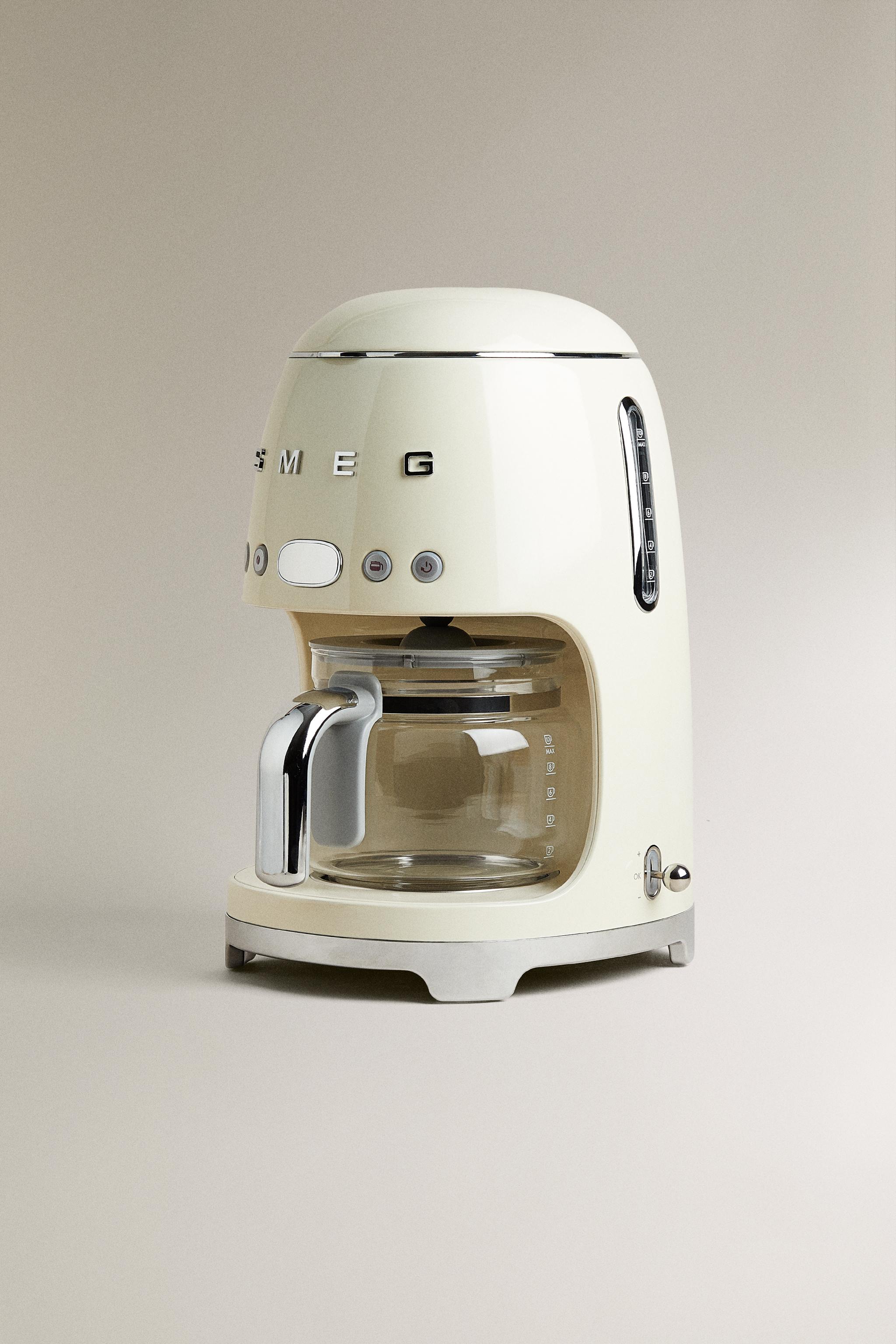 SMEG PROGRAMMABLE DRIP COFFEE MACHINE — Cream
