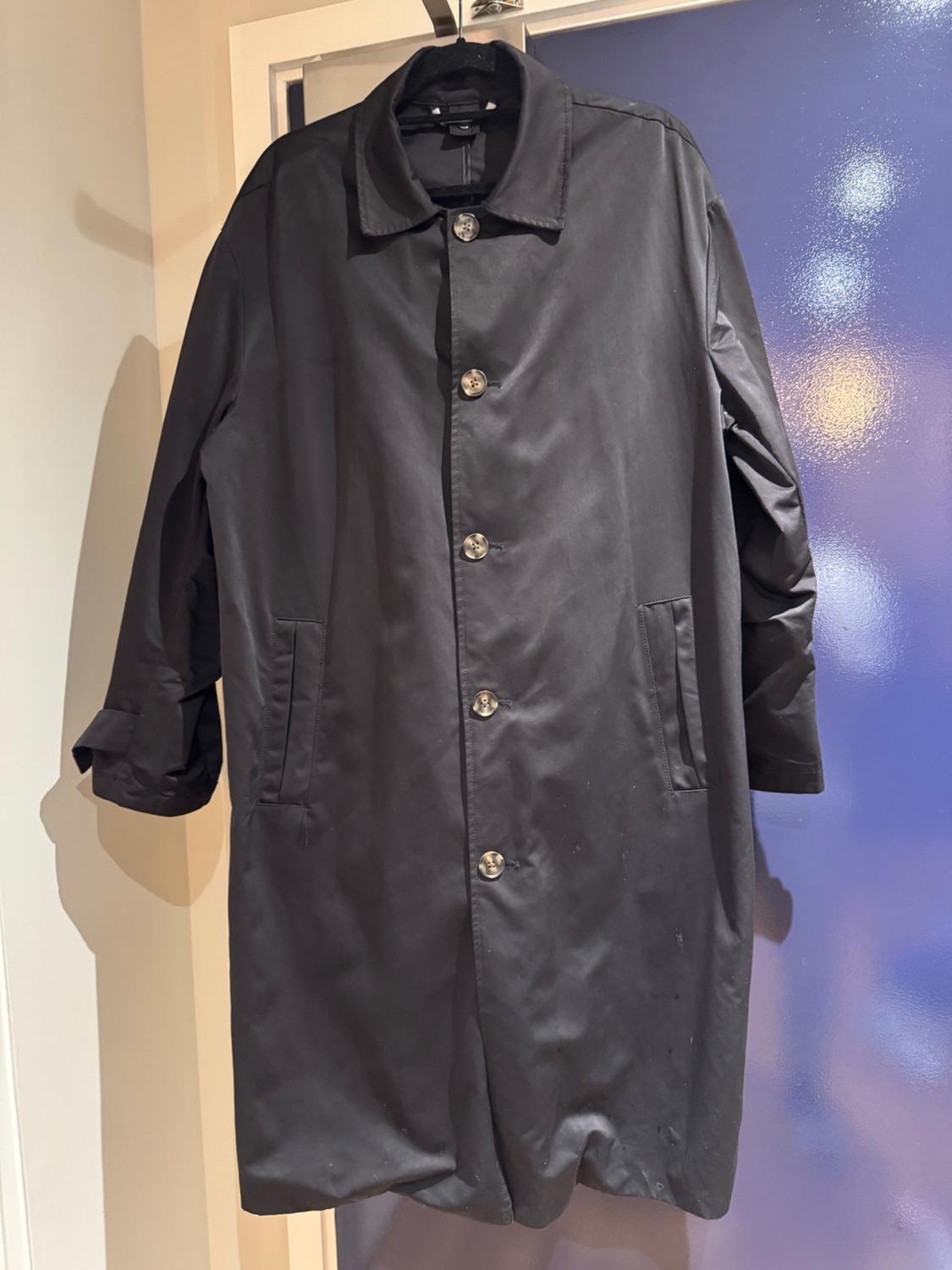 TRENCH COAT WITH DETACHABLE GILET