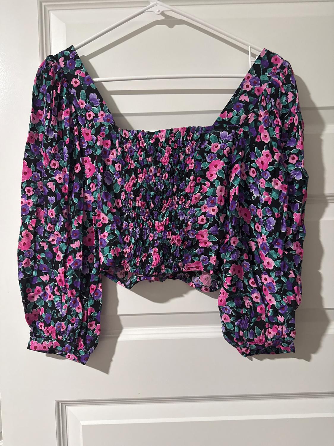 CAMISOLE TOP WITH JEWEL STRAP - Image 3