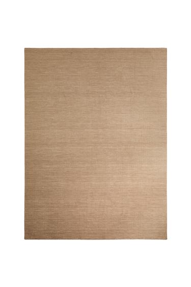 INTERWOVEN WOOL AND COTTON RUG - Beige by Zara