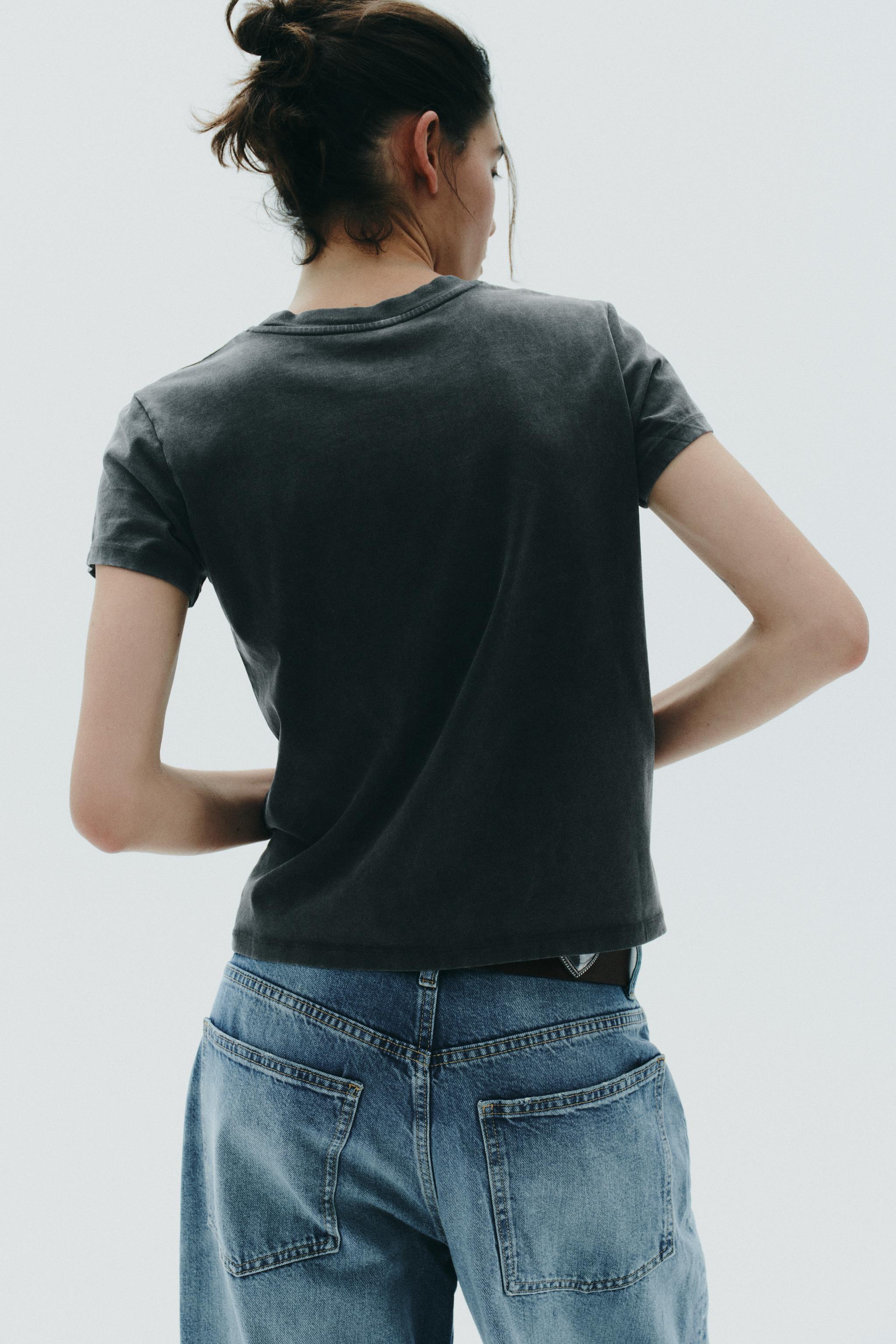 T-SHIRT EFFET DÉLAVÉ STRASS