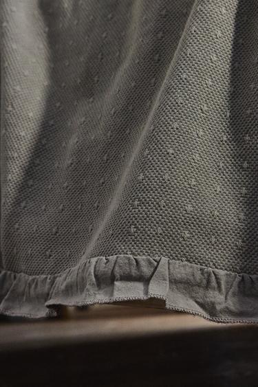 CHILDREN'S BEDSPREAD WITH RUFFLES - Grey by Zara - Image 6