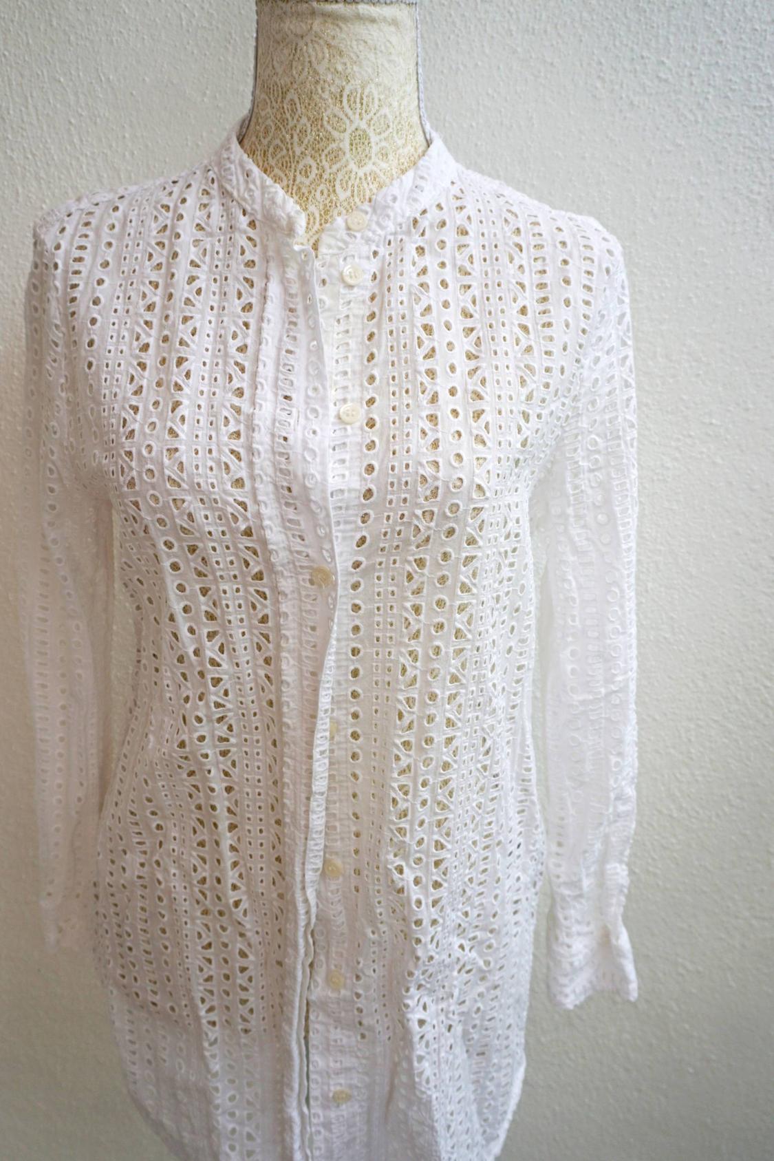 LONGLINE SHIRT WITH CUTWORK EMBROIDERY - Image 2