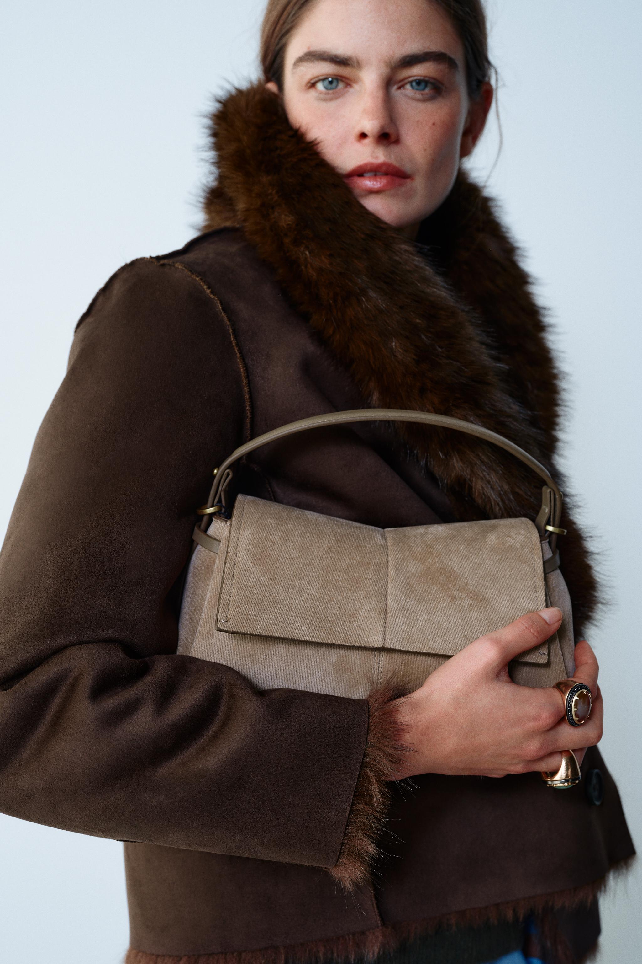 FLAP CROSSBODY BAG