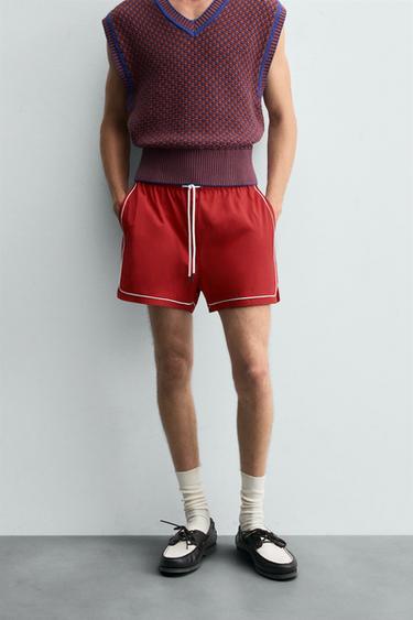CONTRAST TRIM SHORTS - Red by Zara