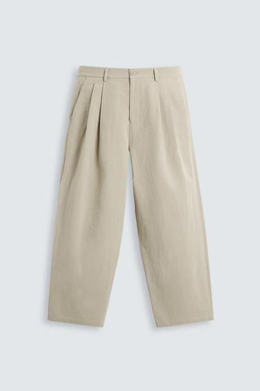 PANTALÓN CHINO PLIEGUES - Crudo de Zara