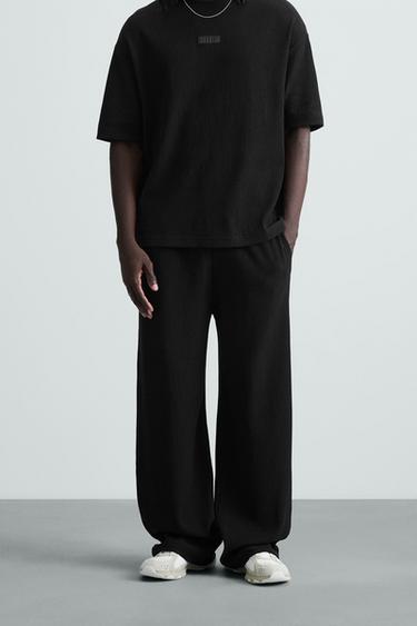 PANTALÓN JOGGER ESTRUCTURA VERTICAL - Negro de Zara