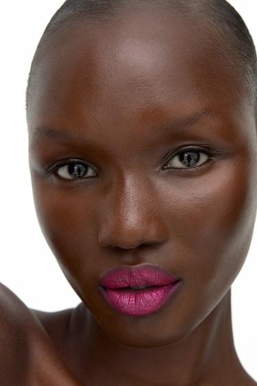 SPARKLE PRESS-ON LIPS -  by Zara - Image 1