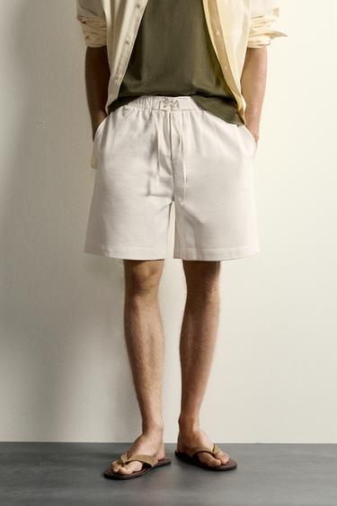 COMBINED WAIST JOGGER BERMUDA SHORTS - White by Zara