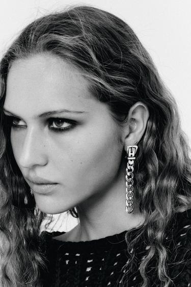 PENDIENTES HEBILLA CADENA - Plata de Zara - Imagen 0