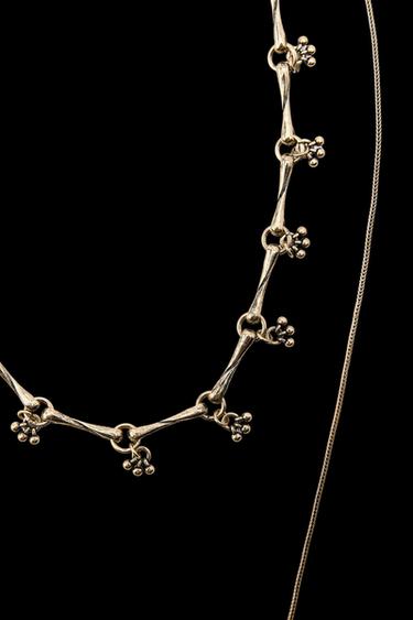 PACK OF 2 METAL NECKLACES WITH STONE - Golden by Zara