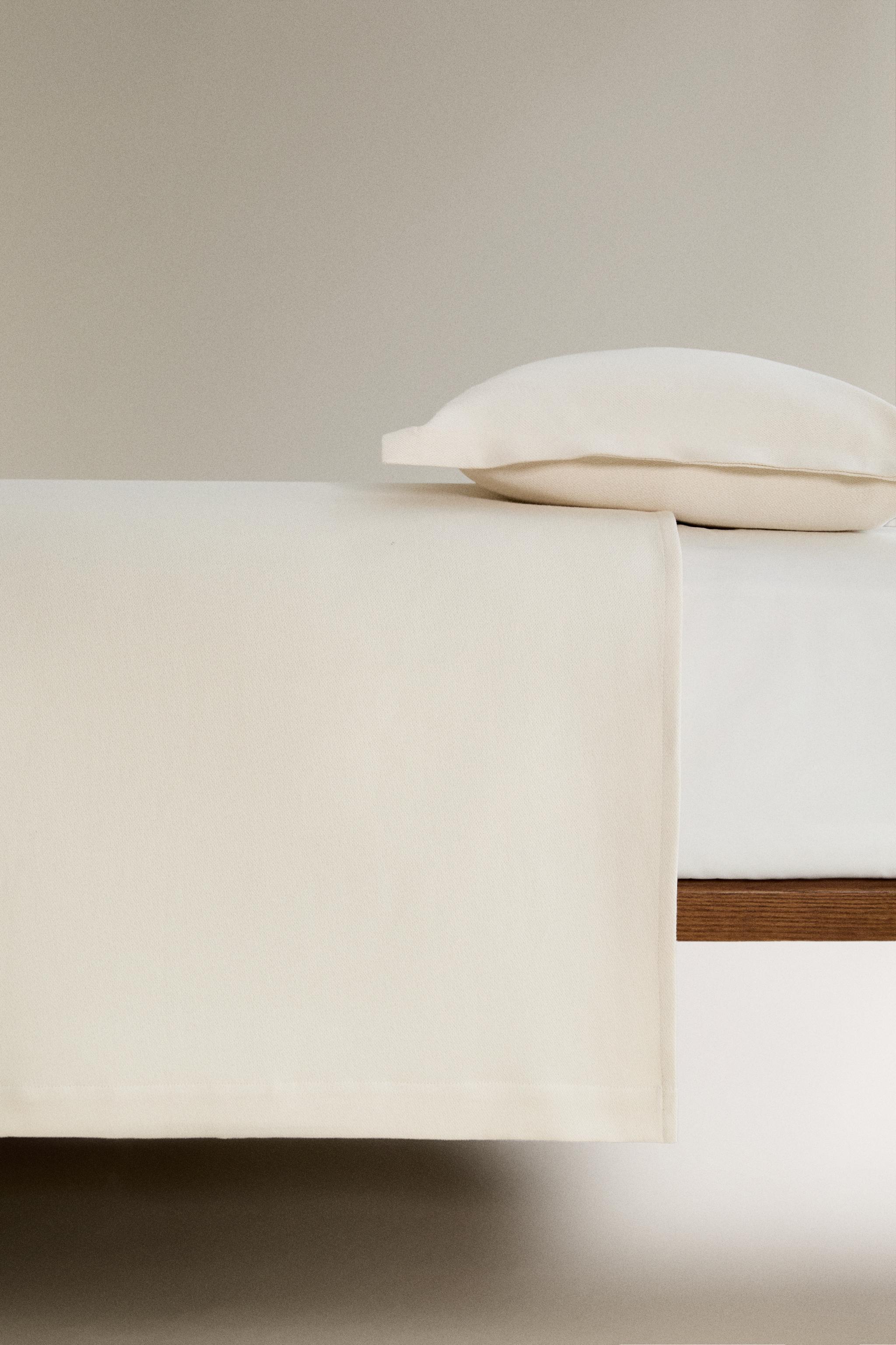 PERCALE COTTON BEDSPREAD