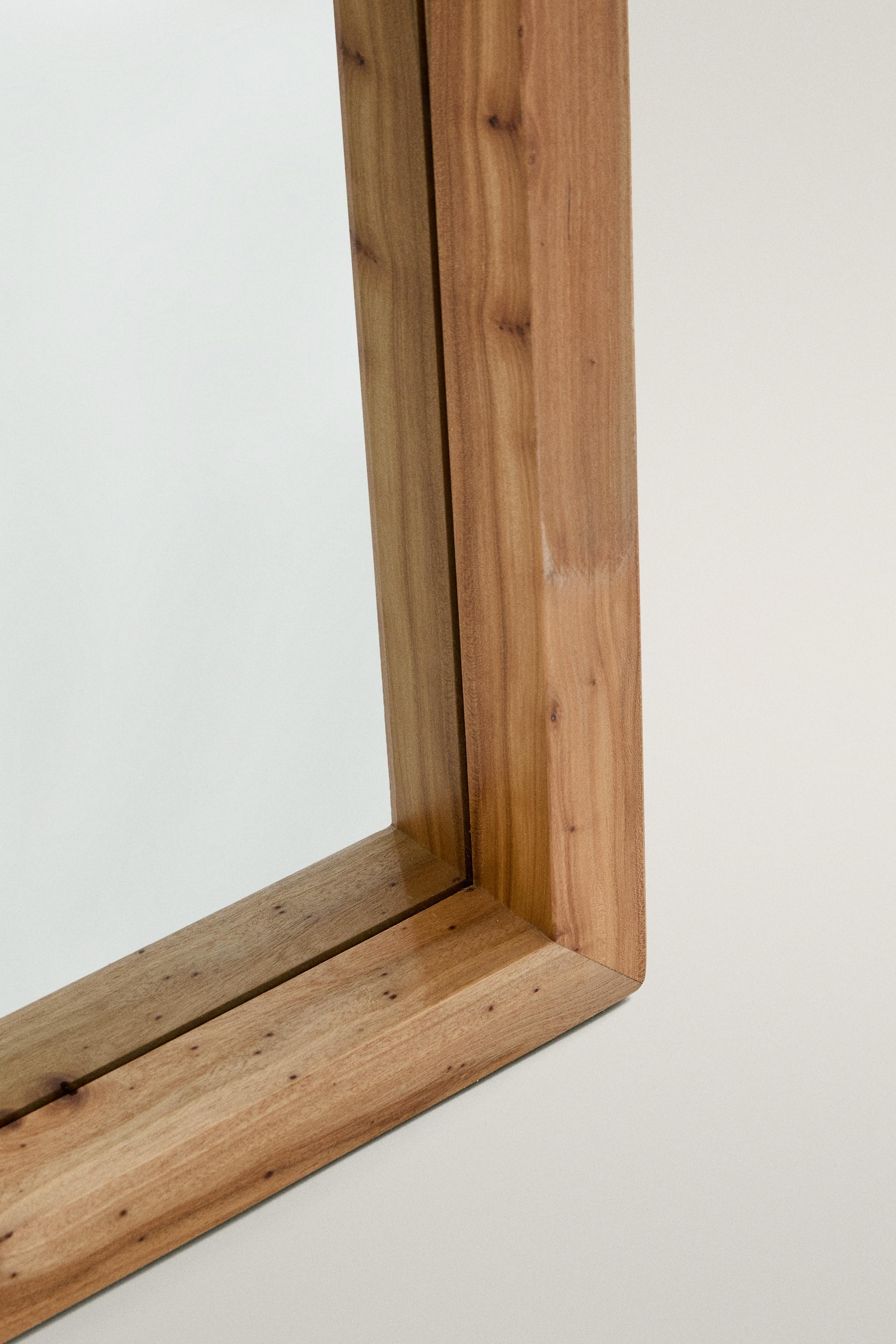 MIROIR SUR PIED EN ORME