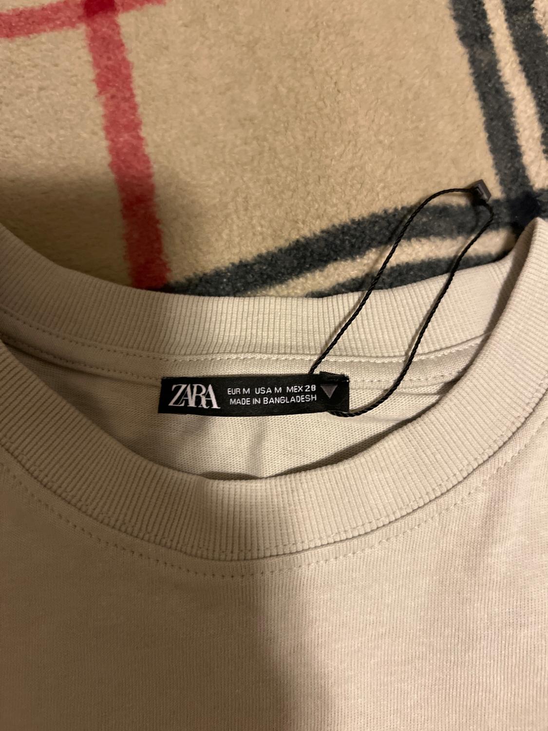OVERSIZED T-SHIRT - Image 3