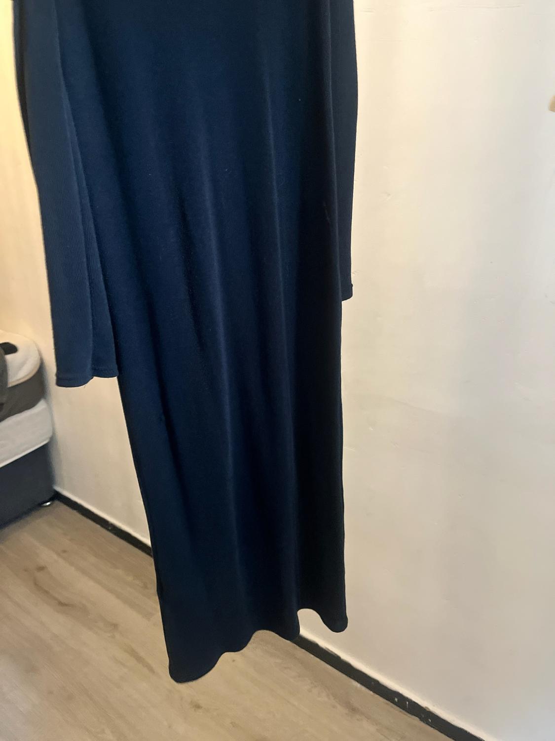 LONG DRESS WITH SLITS - Image 2