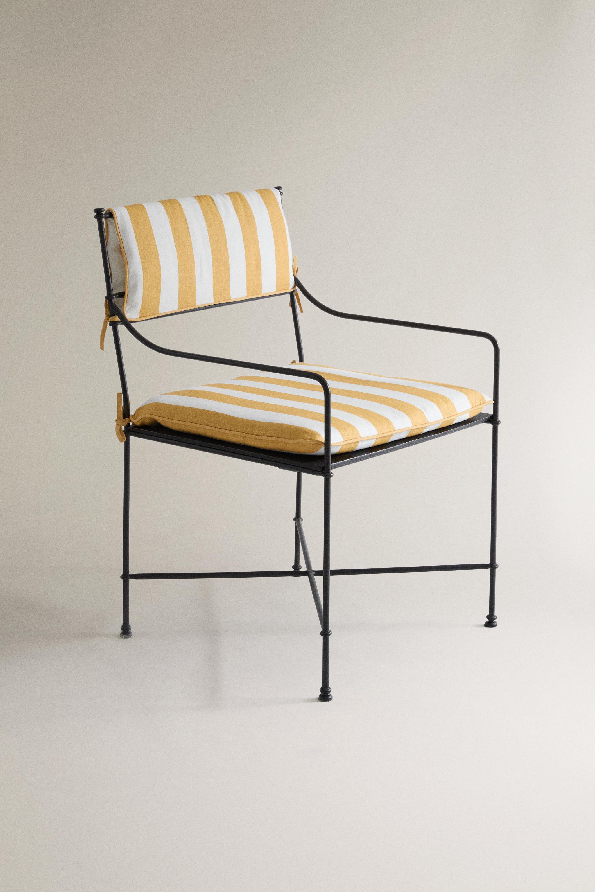 COUSSIN DOSSIER FAUTEUIL RAYURES