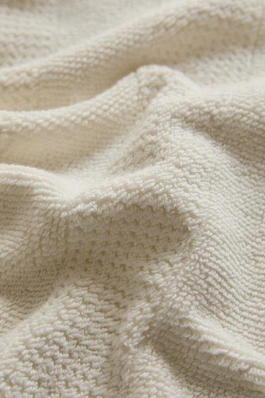 SERVIETTE DE BAIN TEXTURE DIAGONALE - Ivoire de Zara