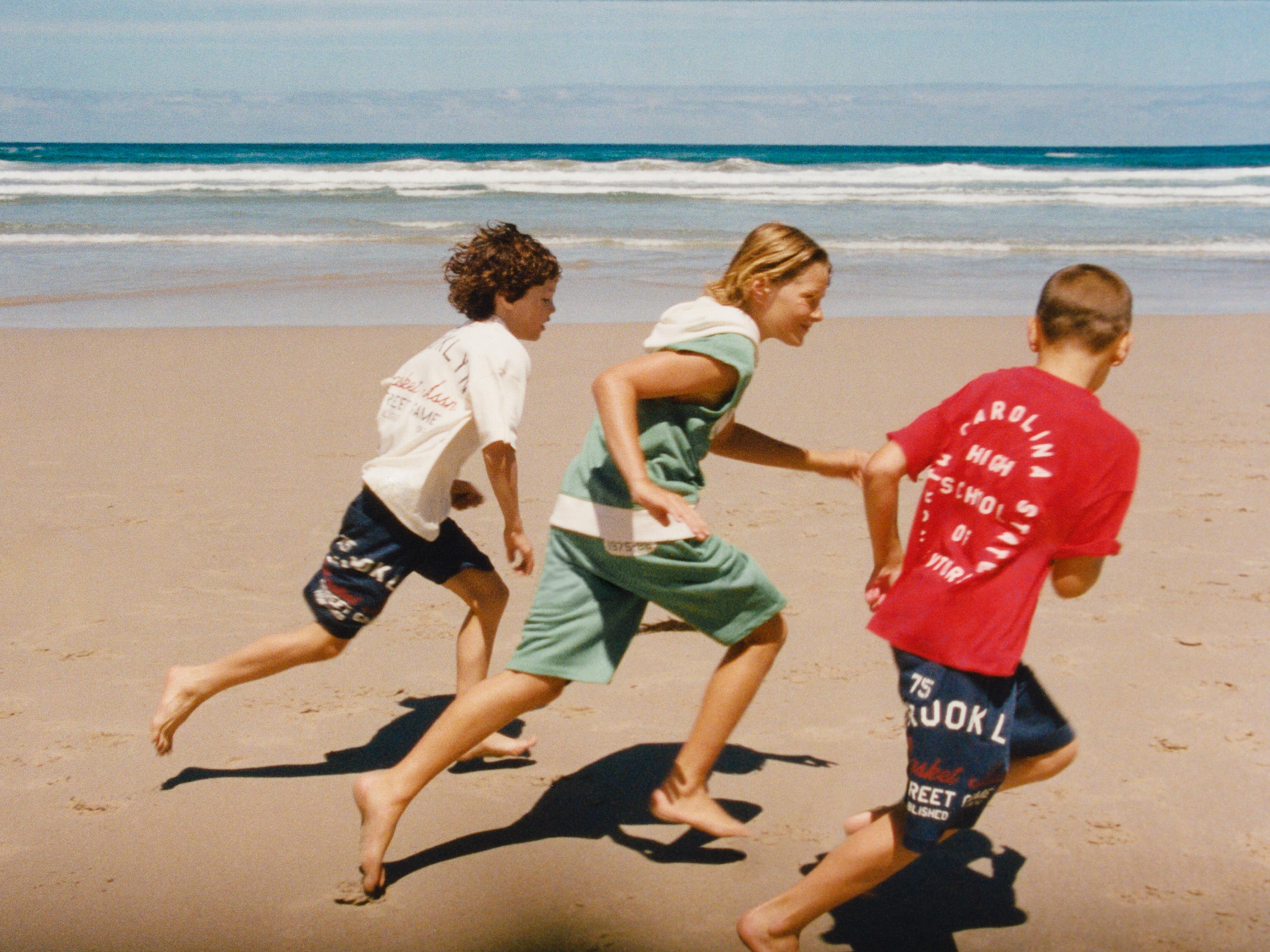 JOGGING T-SHIRT — Red