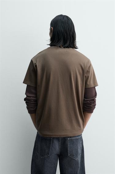 T-SHIRT BOXY FIT INSCRIPTION DÉLAVÉE - Kaki de Zara - Image 2