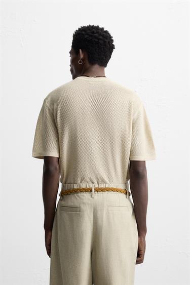 T-SHIRT EN MAILLE STRUCTURÉE - Écru de Zara - Image 2