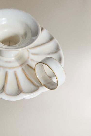 WAVY IRON CANDLESTICK — White 2