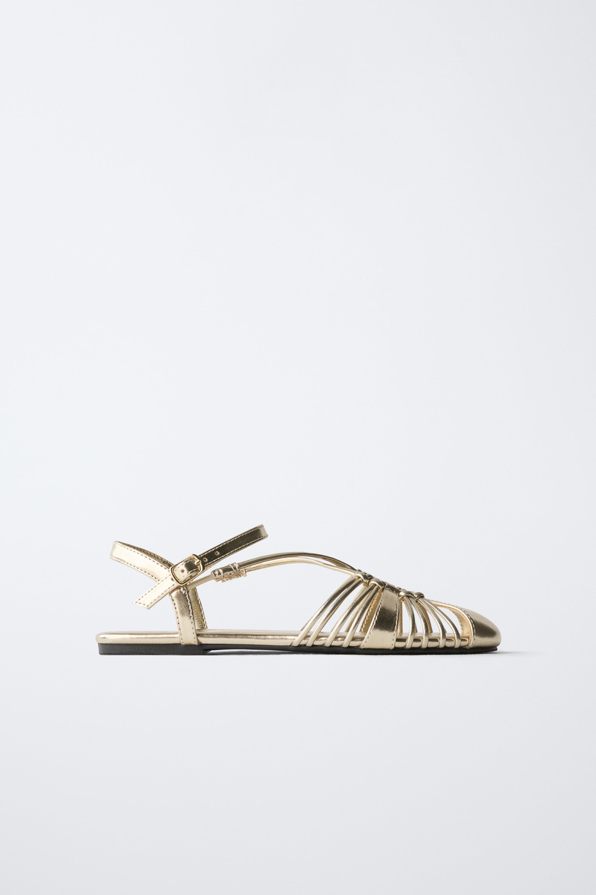 SANDÁLIA COM TIRAS METALIZADAS - Ouro | ZARA Brasil