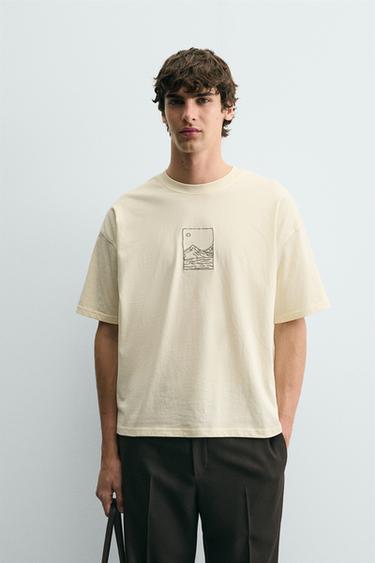 RELAXED FIT CONTRAST T-SHIRT - Vanilla by Zara