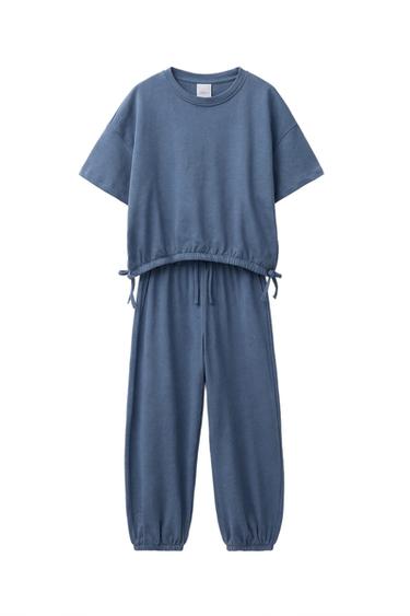 CONJUNTO CAMISETA LAZOS Y PANTALÓN JOGGER - Azul medio de Zara