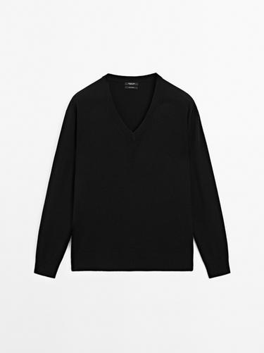 Jersey punto cuello pico 100% cashmere - Negro de Zara