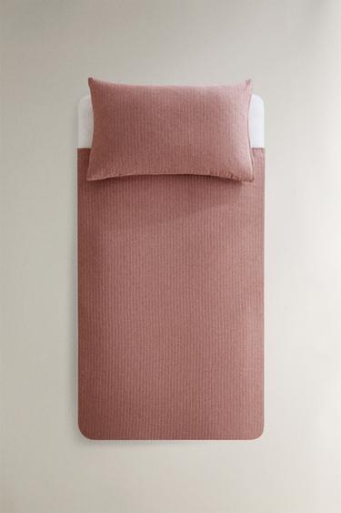 CHILDREN'S STRIPED CHRISTMAS DUVET COVER - Red by Zara