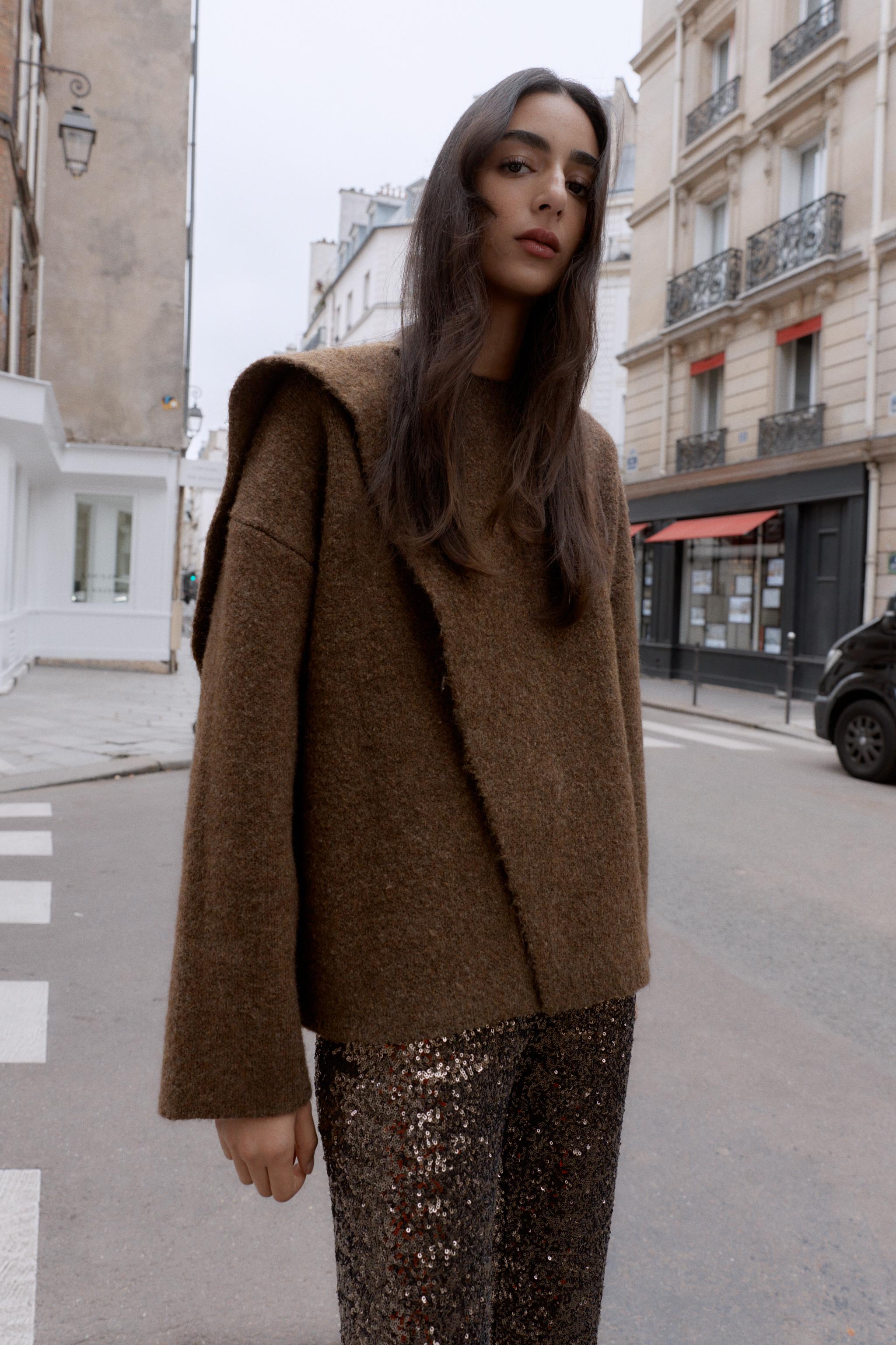 GILET EN MAILLE AVEC ÉCHARPE