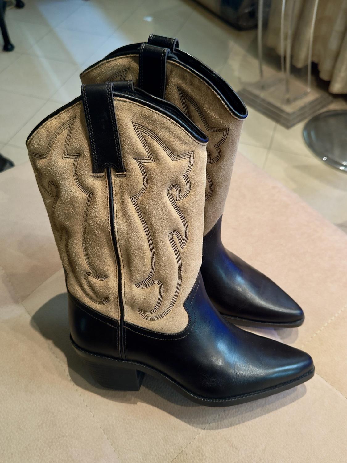 COMBINED LEATHER EMBROIDERED BOOTS - Image 8