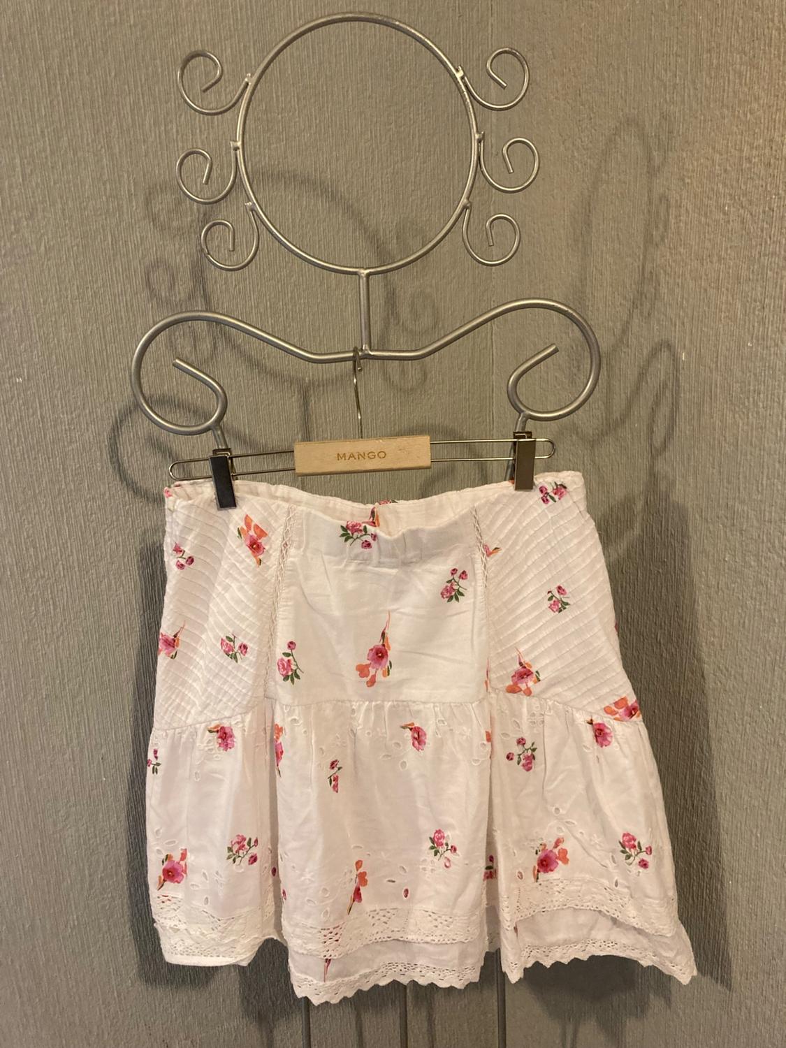 CONTRAST FLORAL PRINT MINI SKIRT - Image 2