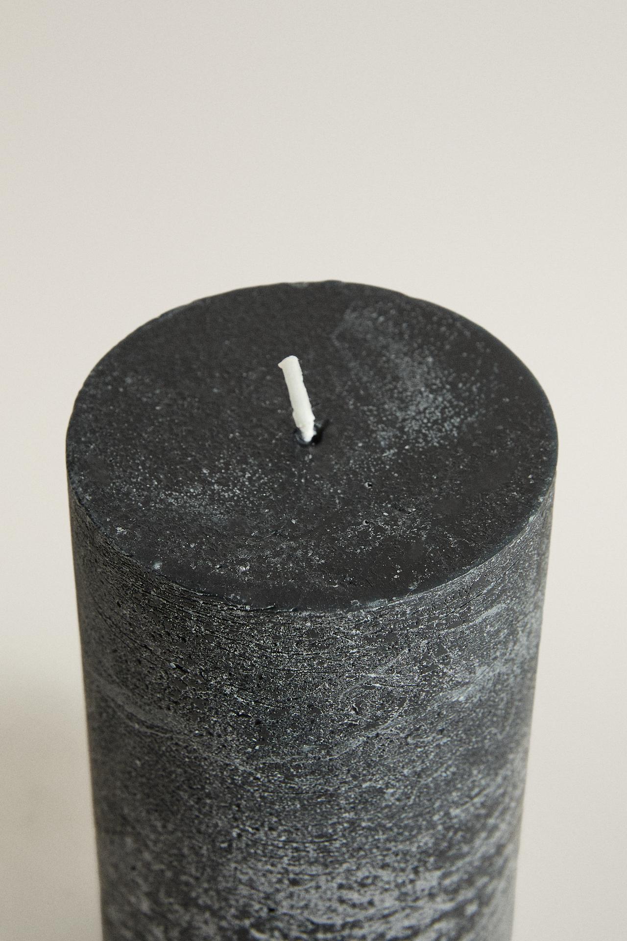 (500 G) WINTER CYPRESS CYLINDRICAL SCENTED CANDLE — whiskey