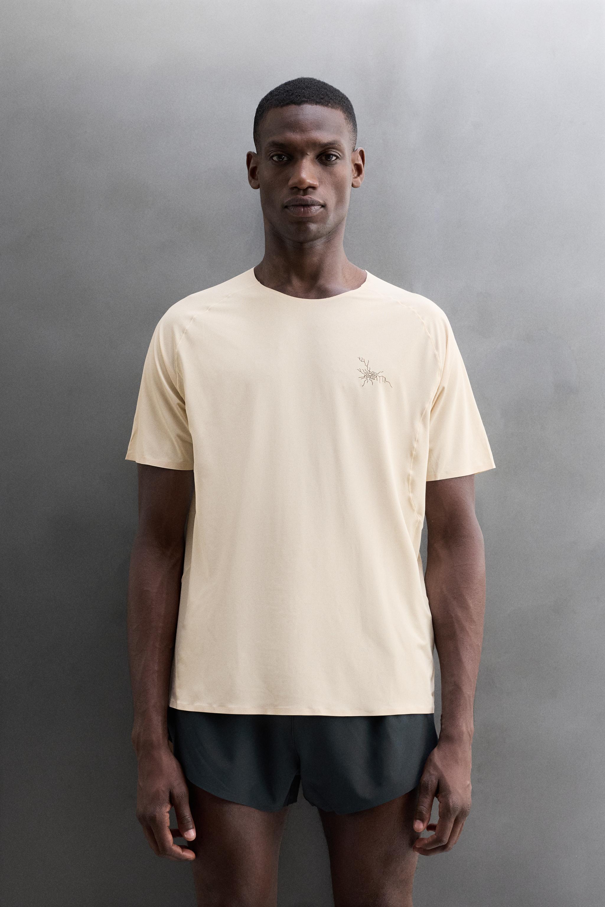 Zara DOKULU TEKNİK T-SHIRT görsel 2