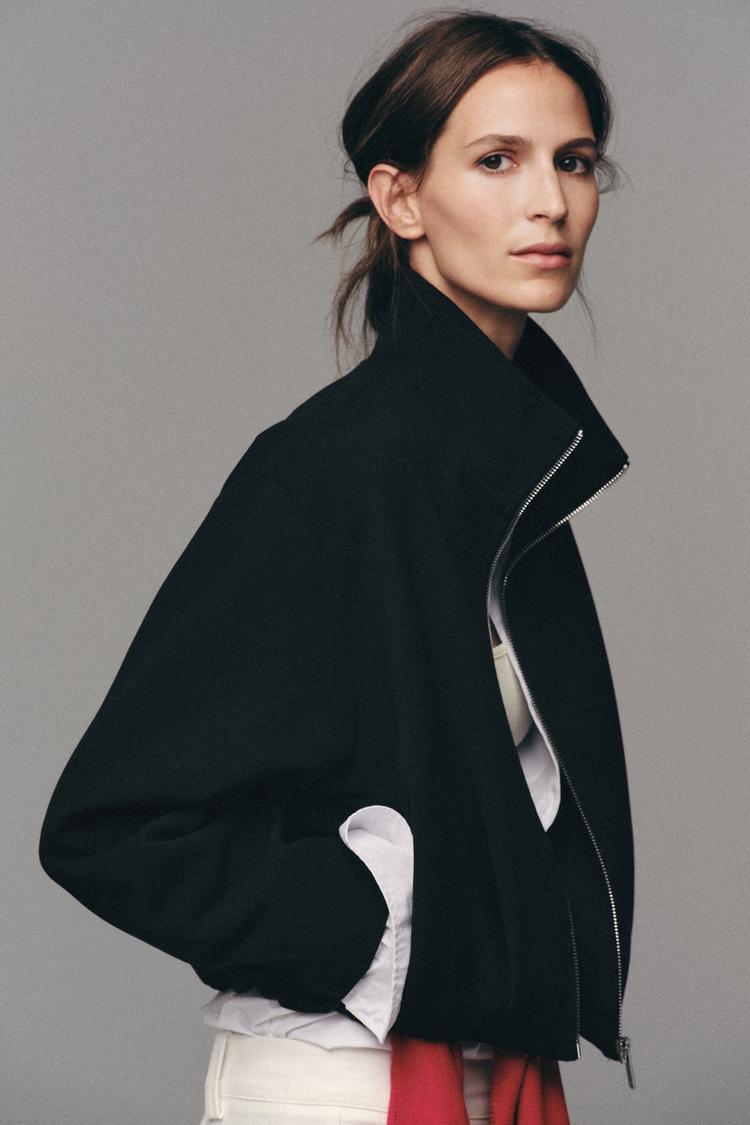 Chaqueta bomber de cuello alto 2