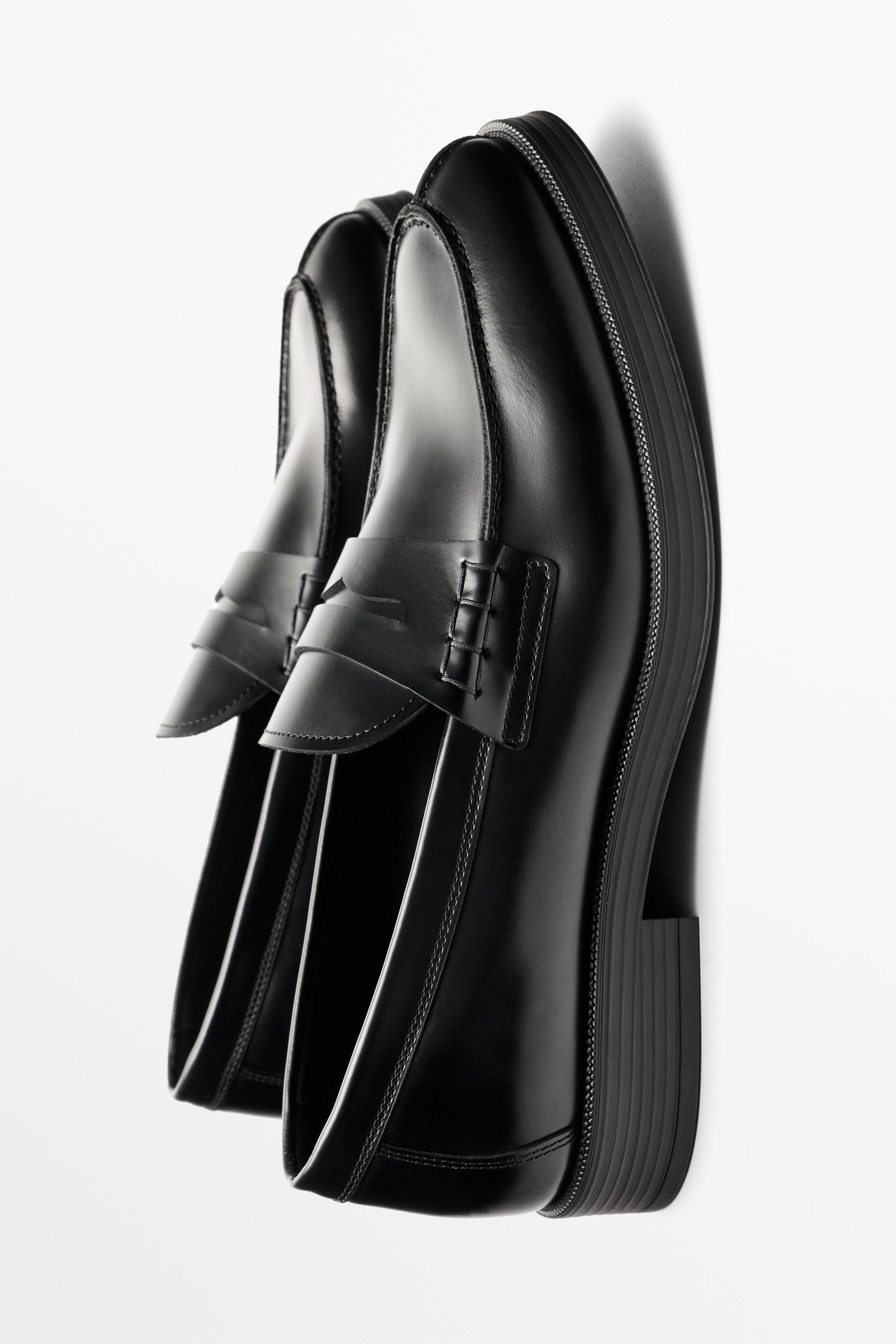 Leather penny loafer