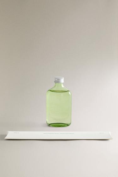 (200 ML) DIFFUSEUR DE PARFUM D’AMBIANCE À BÂTONNETS LIME & PEPPERMINT - Vert lime fluo de Zara - Image 1