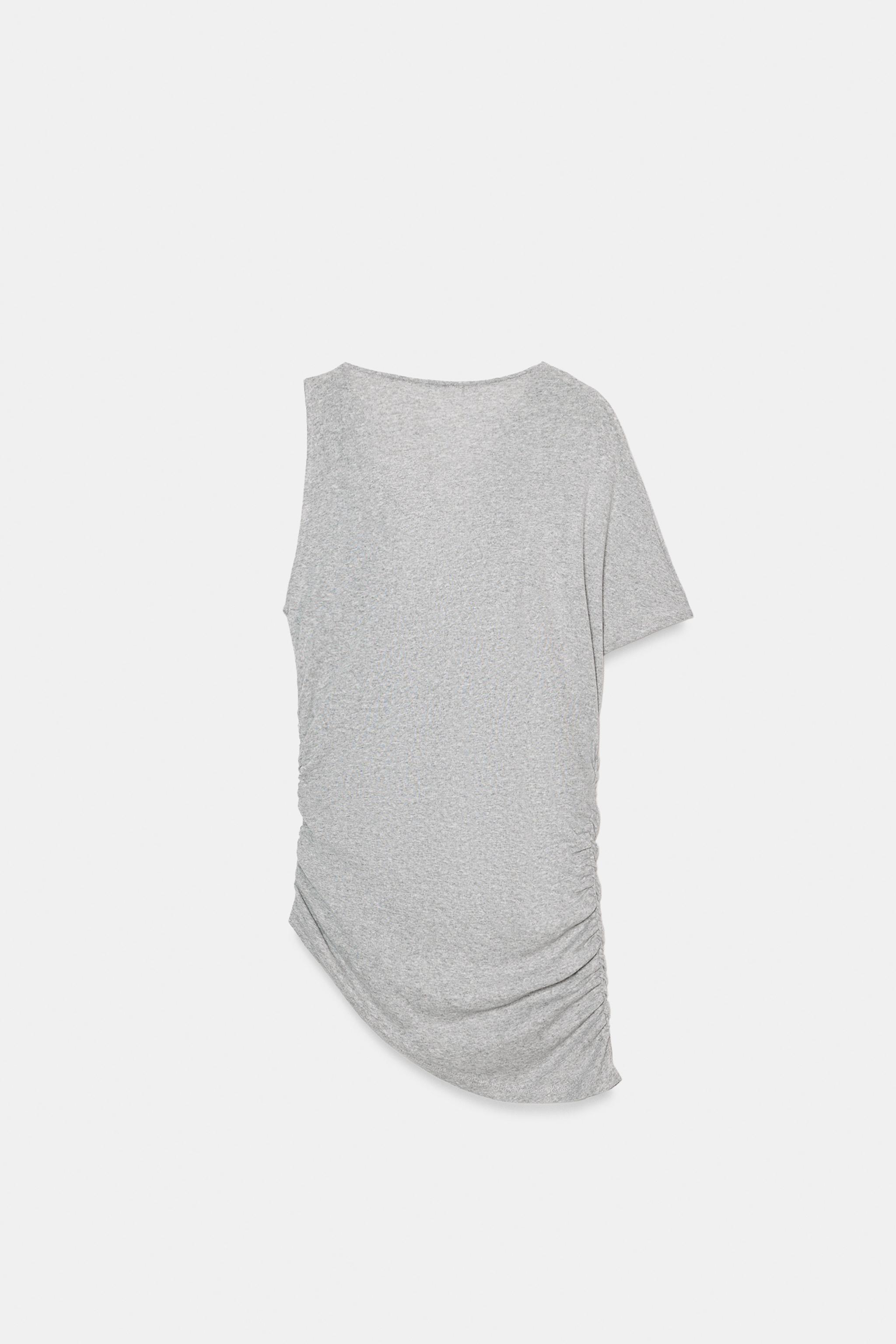 TOP ASYMÉTRIQUE DRAPÉ