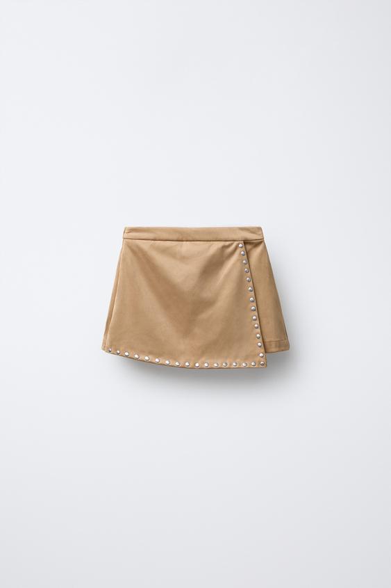 FALDA BERMUDA EFECTO ANTE TACHAS - Camel claro de Zara - Imagen 0