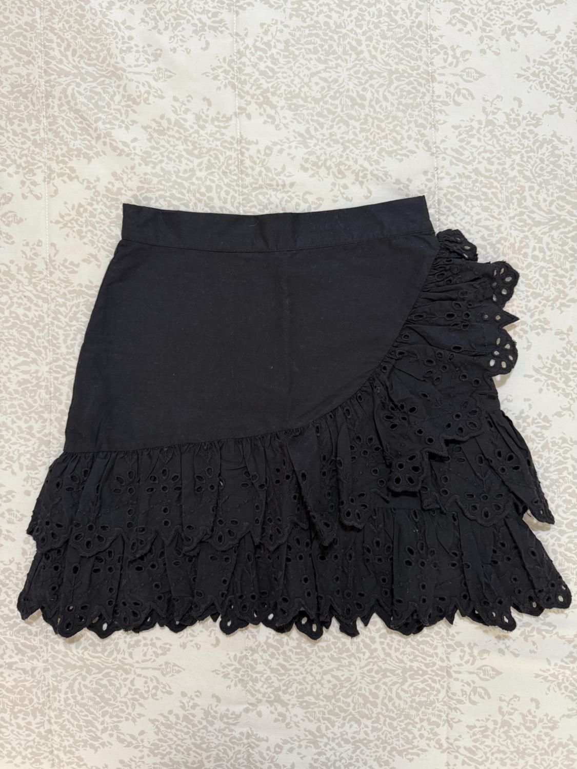 MINI SKIRT WITH CUTWORK EMBROIDERY