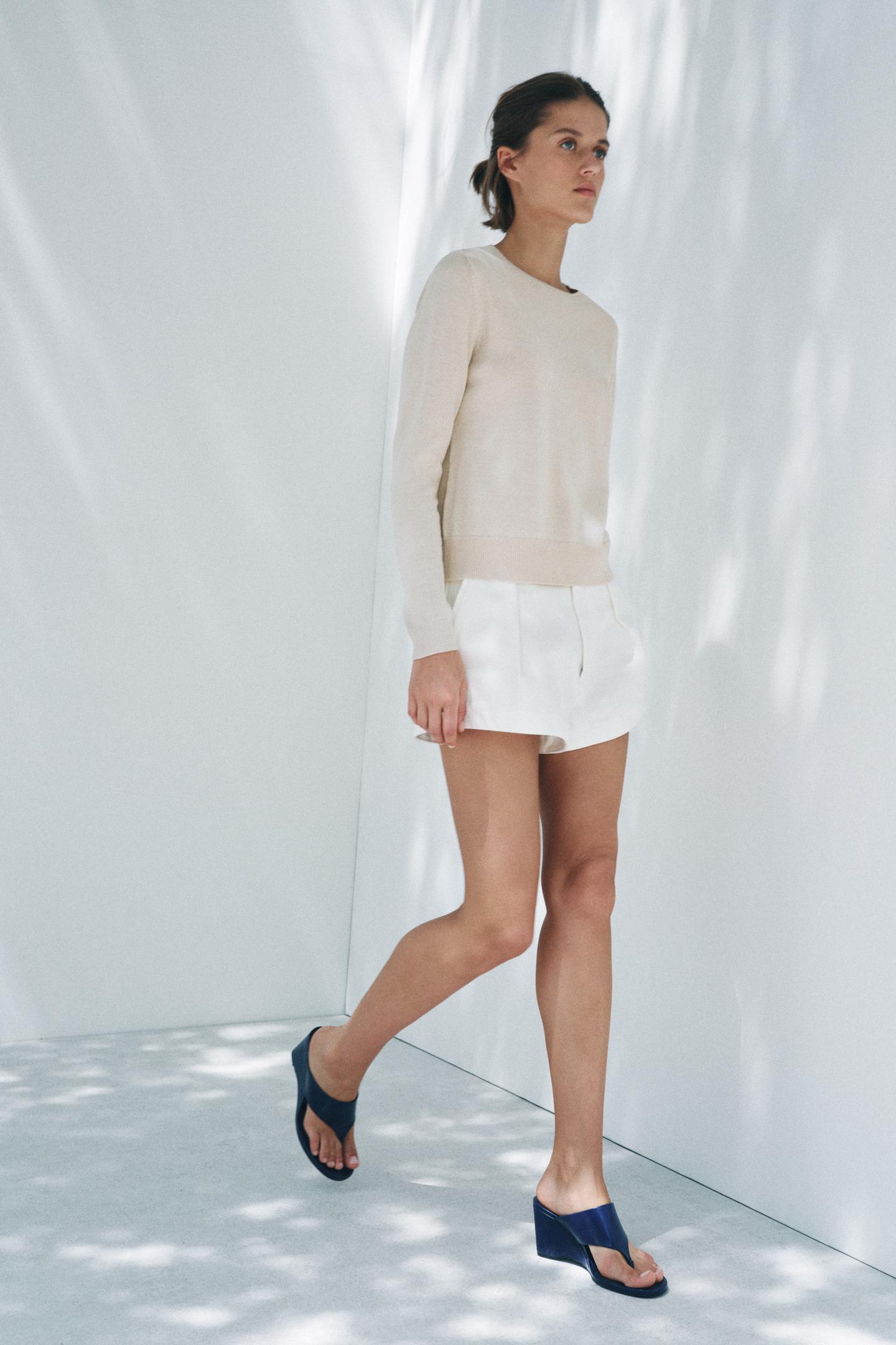 BASIC WOOL BLEND KNIT SWEATER