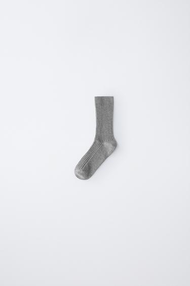 CHAUSSETTES LONGUES CANNELÉES - Gris de Zara