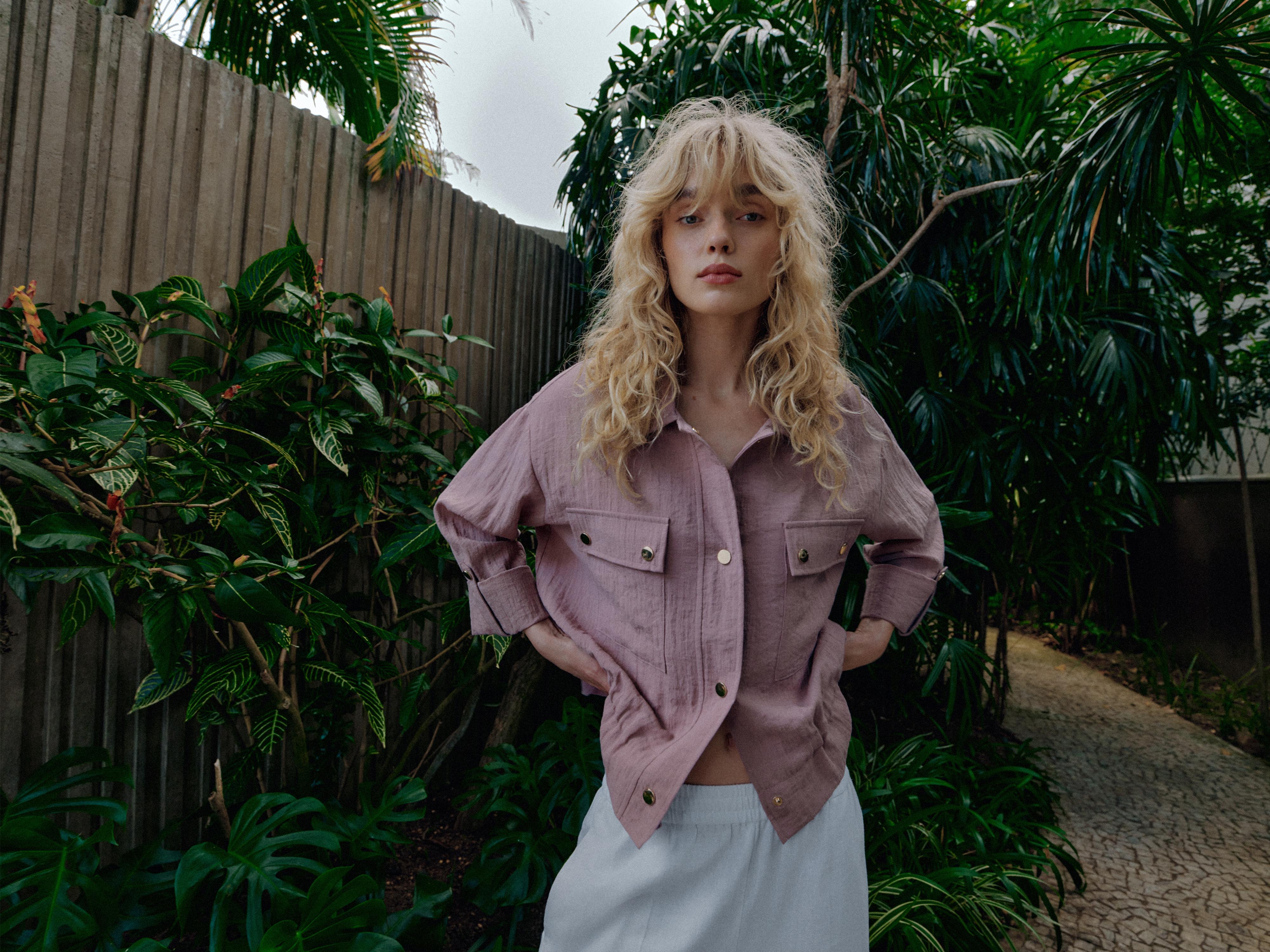 CROPPED ROLLED-SLEEVE JACKET
