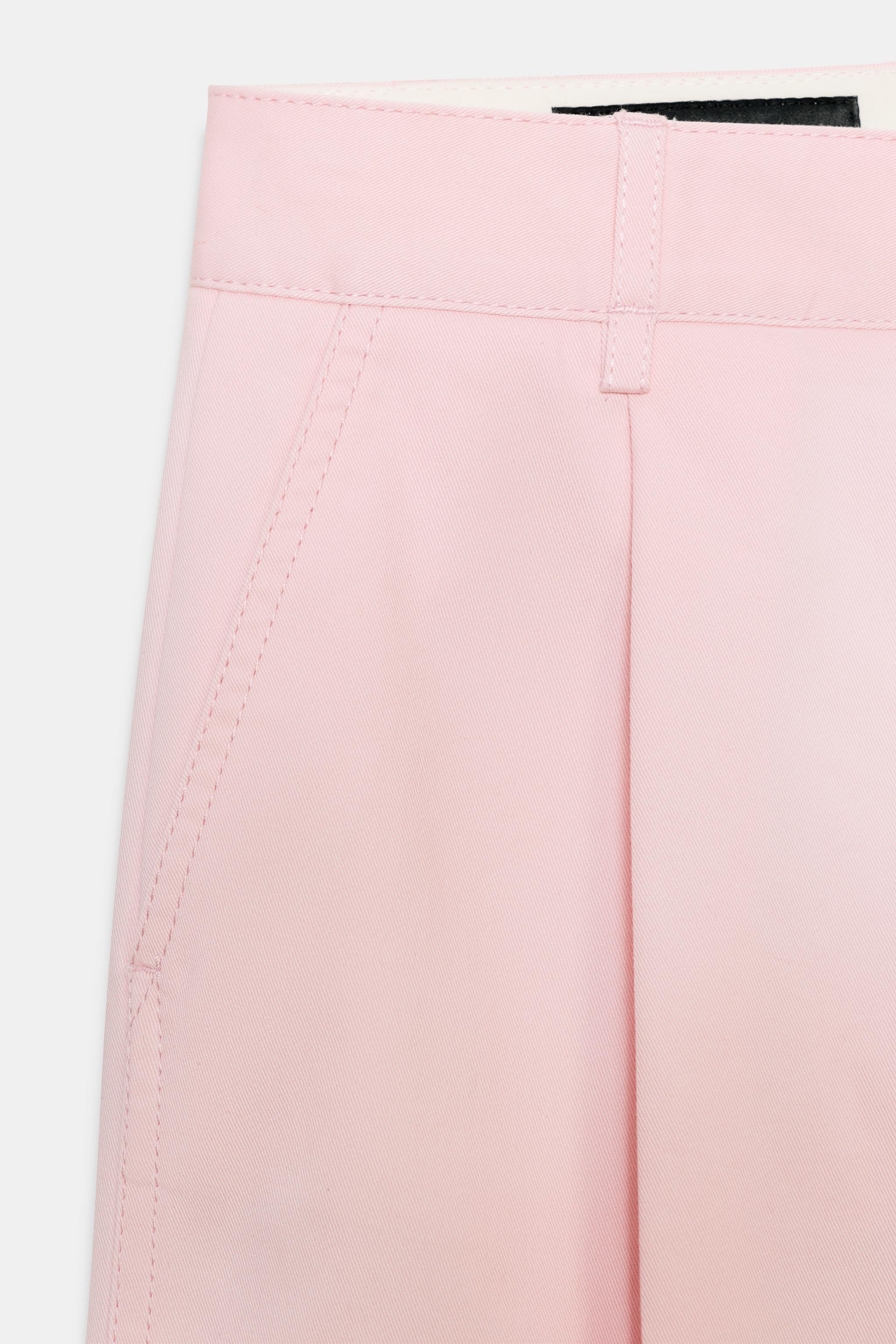 PANTALON CHINO À PINCES