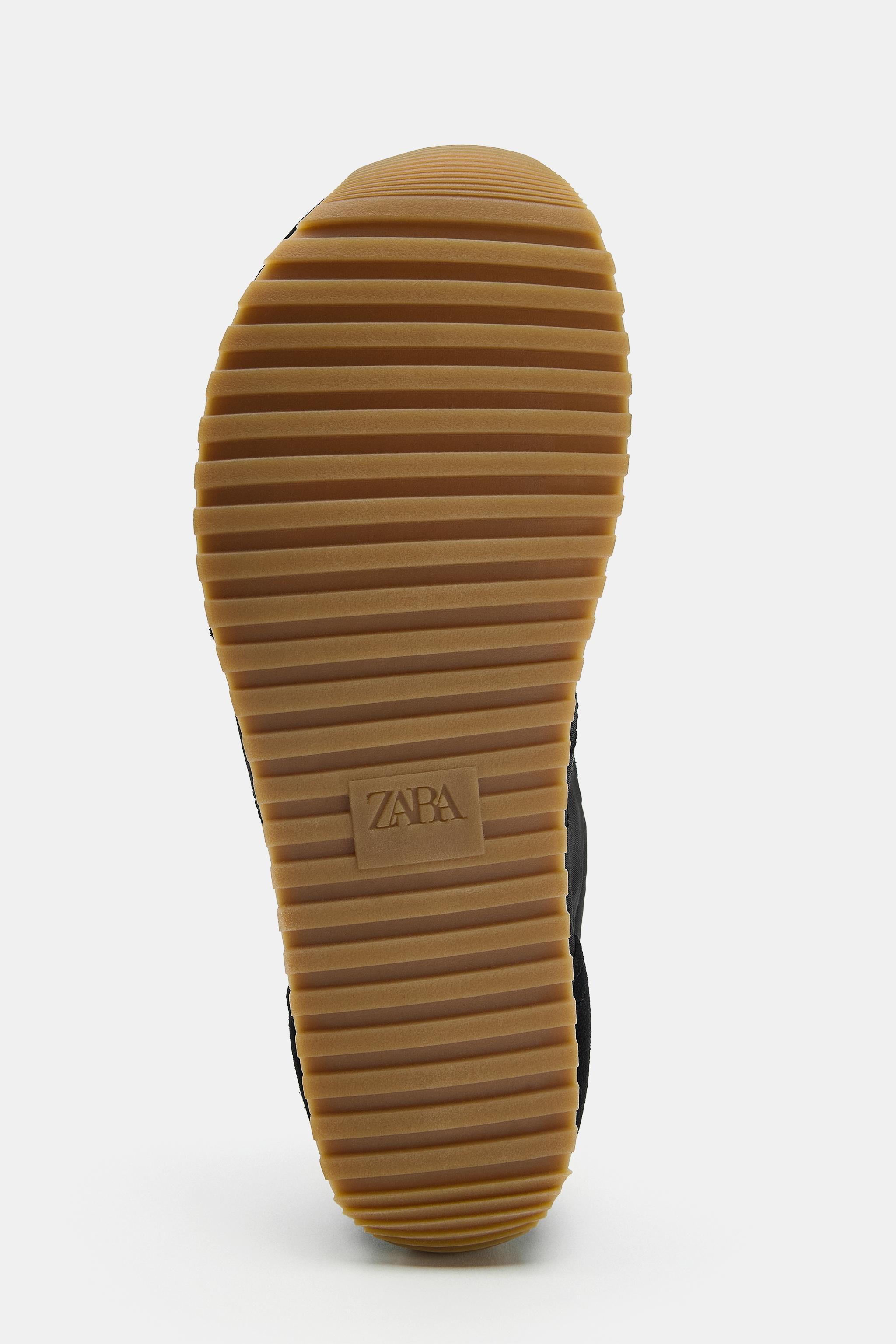 BAREFOOT RUNNING SNEAKERS